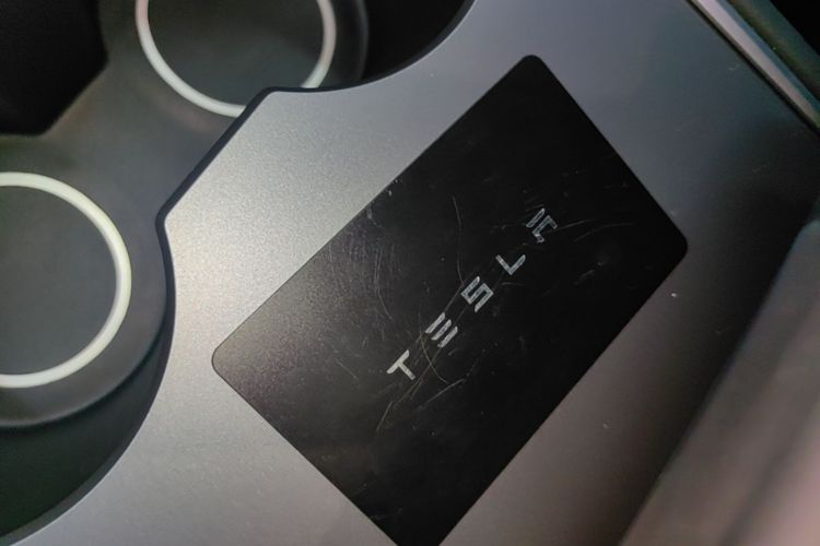 Tesla Model Y 2024 #9 Tesla Model Y 2024 immagine di auto #9