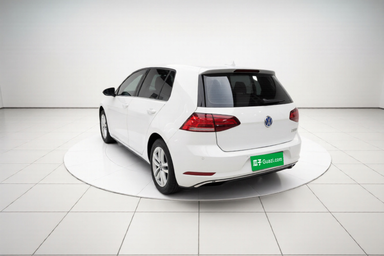 Volkswagen Golf 2019 #5 Volkswagen Golf 2019 car image #5