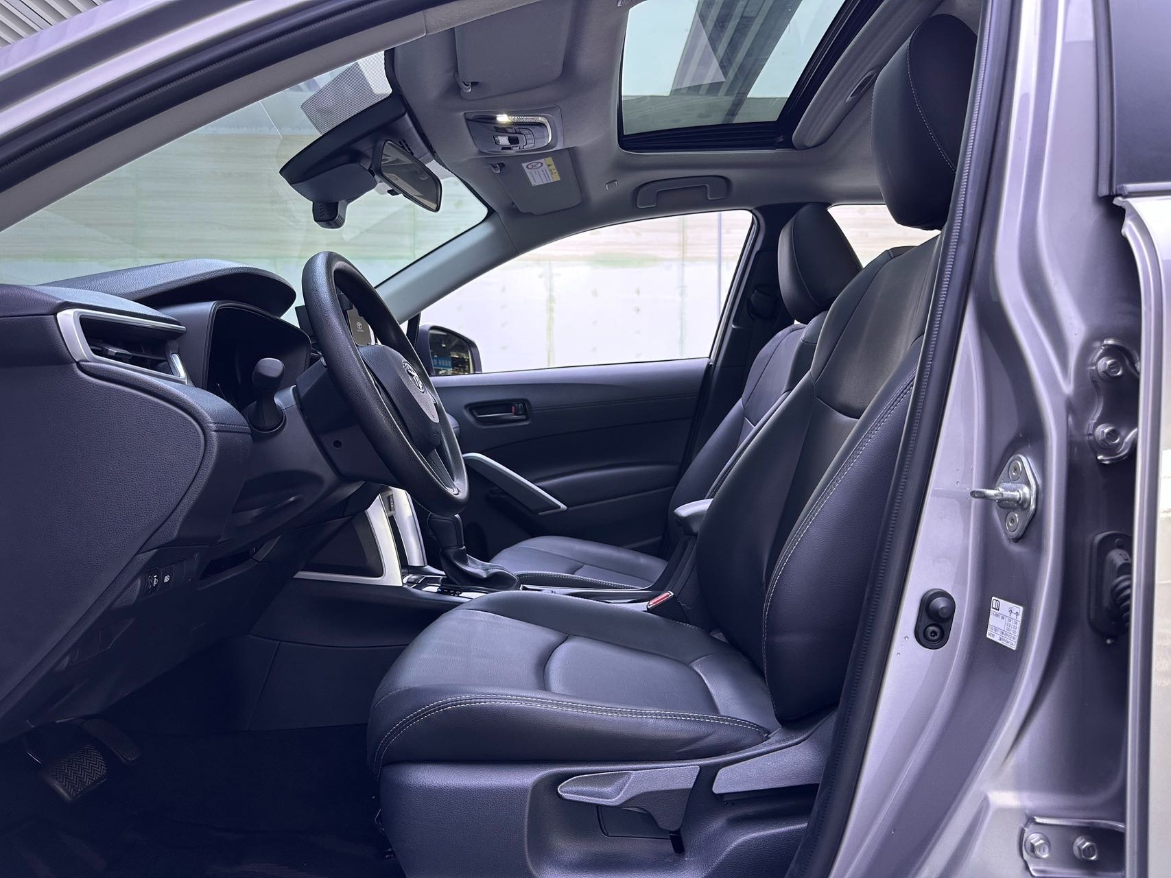 Toyota Corolla Cross 2024 car image #8