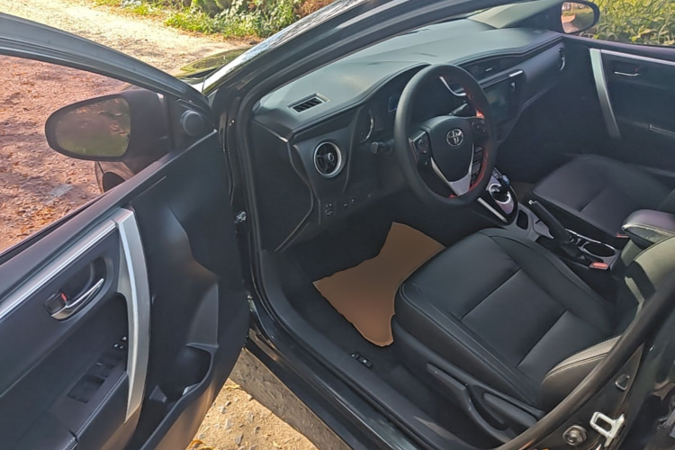 Toyota Corolla 2018 #16 Toyota Corolla 2018 car image #16