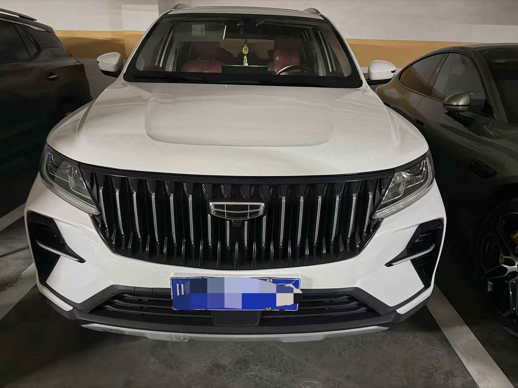 GEELY Vision X6 2023 car image #2