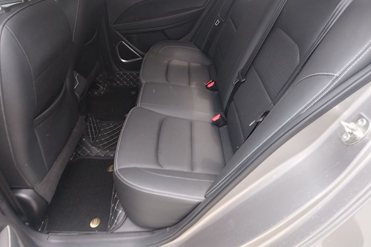 GEELY Emgrand 2021 car image #17