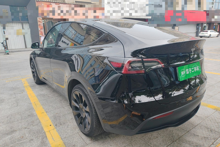 Tesla Model Y 2023 #5 Tesla Model Y 2023 car image #5
