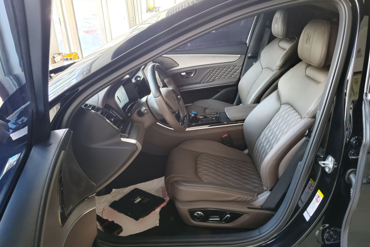 BYD Han 2023 car image #15