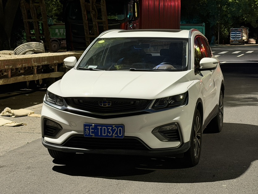 GEELY Coolray 2019 #5 GEELY Coolray 2019 изображение автомобиля #5