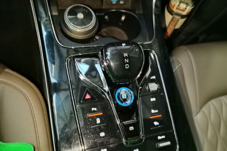 BYD Han 2023 car image #14