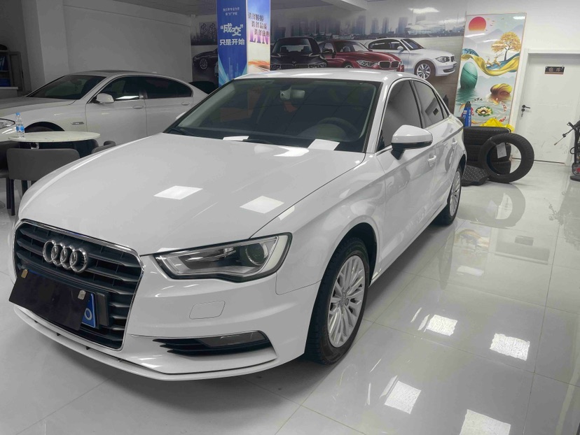 Audi A3 2016 car image #2