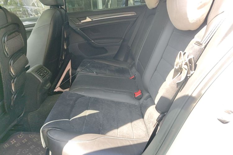 Volkswagen Golf 2019 #17 Volkswagen Golf 2019 car image #17