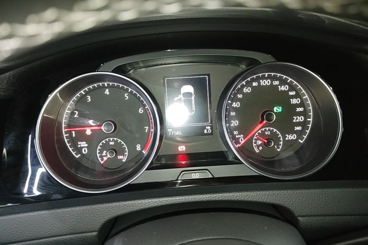Volkswagen Golf 2018 immagine di auto #12