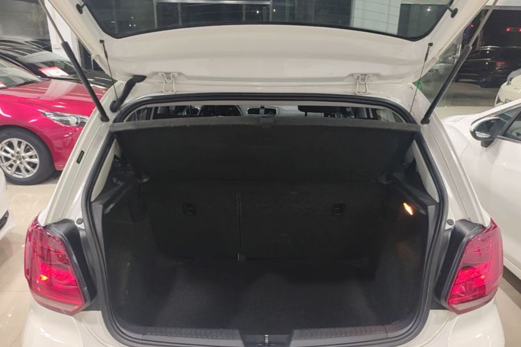 Volkswagen Polo 2018 #19 Volkswagen Polo 2018 car image #19