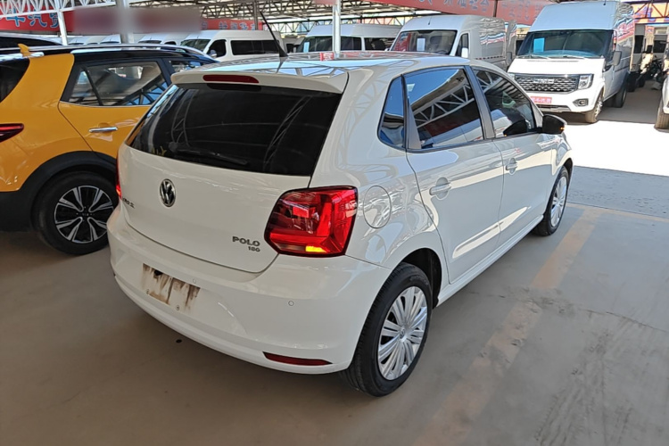 Volkswagen Polo 2017 car image #7