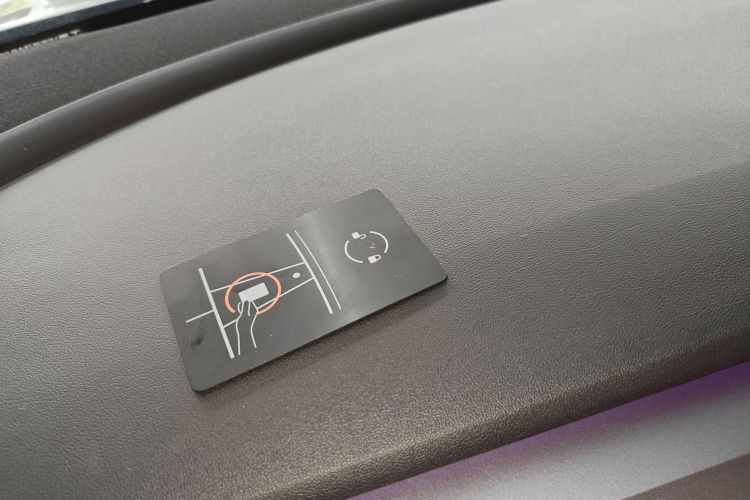 Tesla Model 3 2020 #9 Tesla Model 3 2020 car image #9