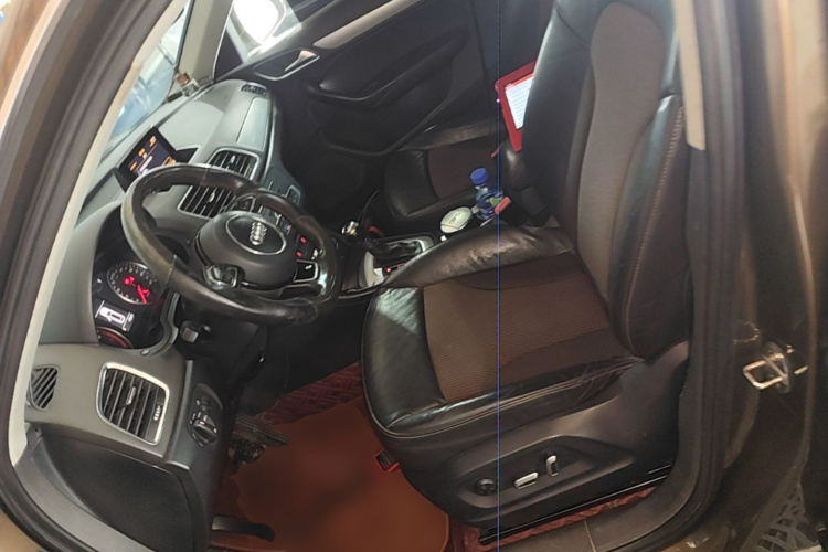 Audi Q3 2016 #19 Audi Q3 2016 car image #19