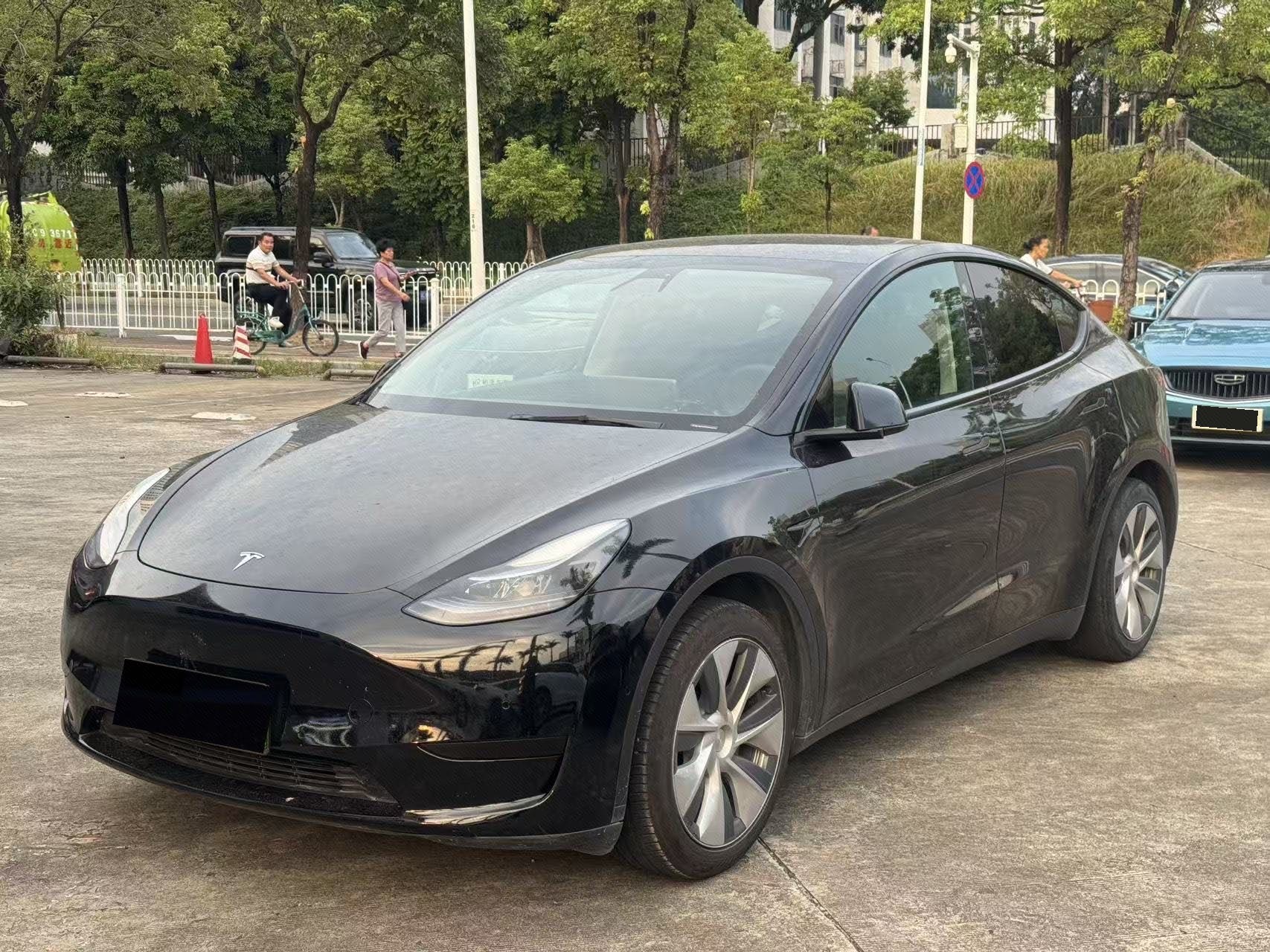 Tesla Model Y 2022 Tesla Model Y 2022 car image