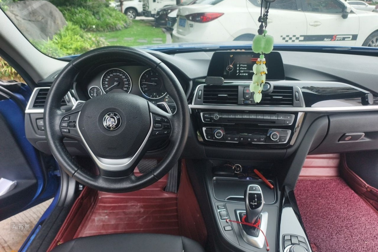 BMW 3 Series 2017 #11 BMW 3 Series 2017 car image #11