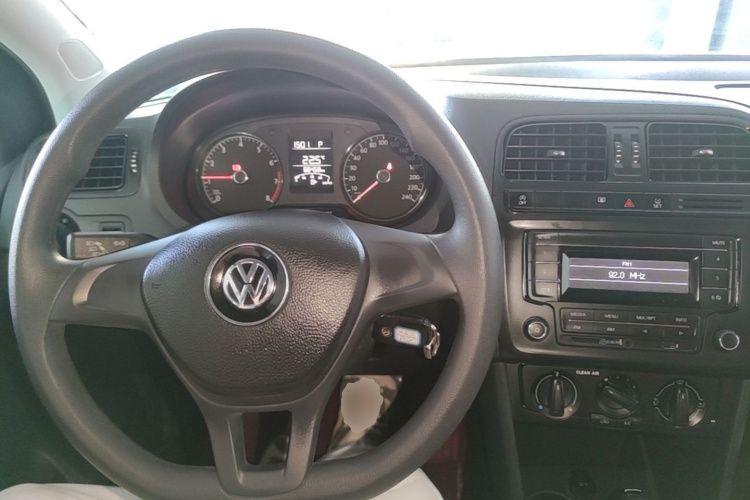 Volkswagen Polo 2019 #10 Volkswagen Polo 2019 car image #10