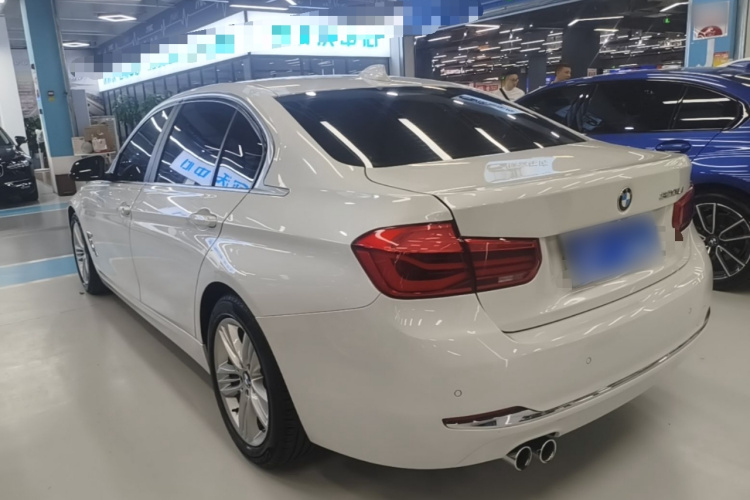 BMW 3 Series 2017 #7 BMW 3 Series 2017 car image #7