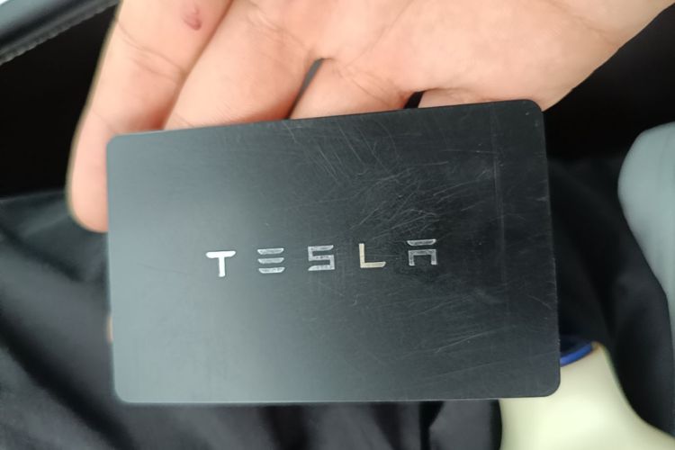 Tesla Model Y 2022 #9 Tesla Model Y 2022 car image #9