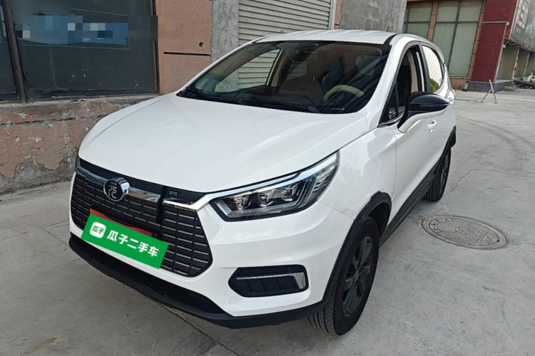 BYD Yuan New Energy 2020 #2 BYD Yuan New Energy 2020 изображение автомобиля #2
