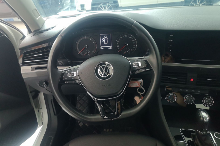 Volkswagen Bora 2021 صورة سيارة #11