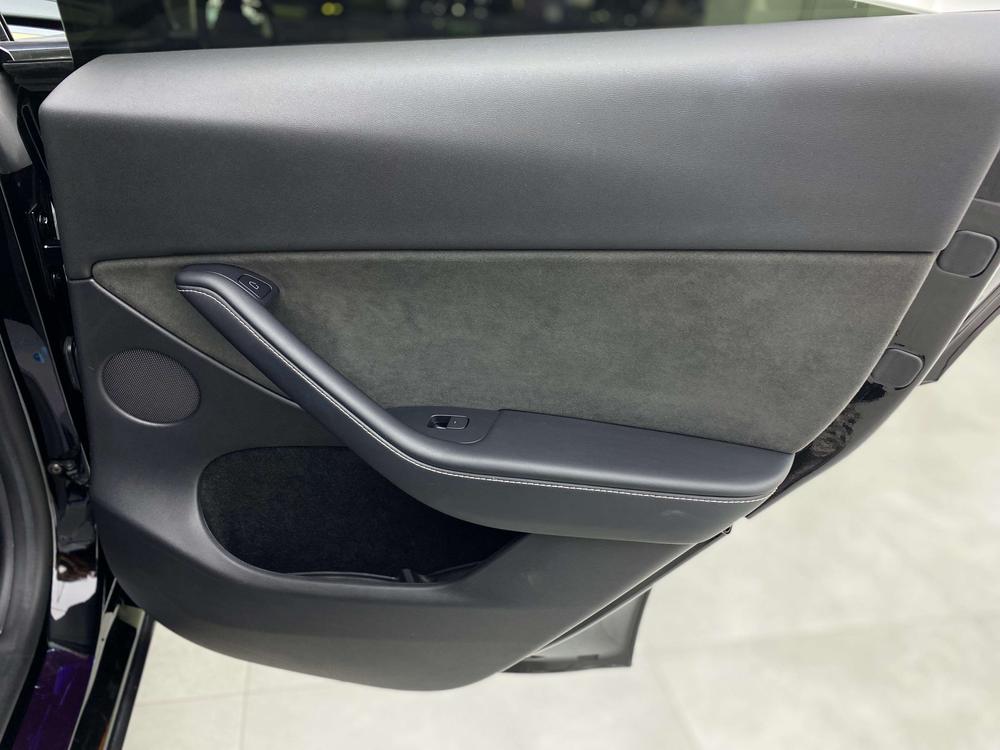 Tesla Model Y 2023 #12 Tesla Model Y 2023 car image #12