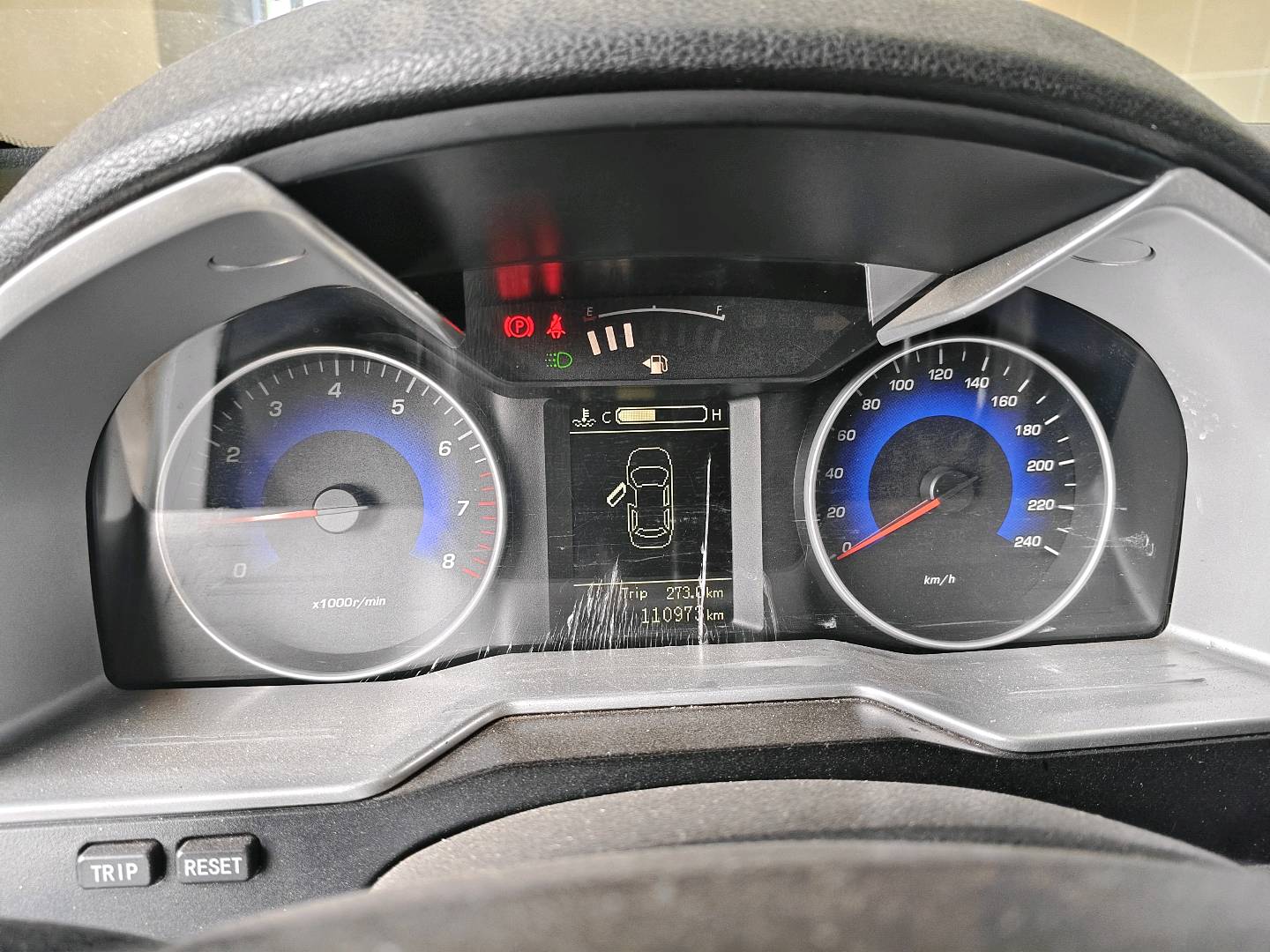 GEELY Emgrand 2014 car image #4