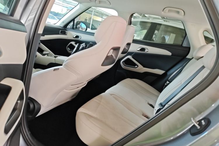 BYD YuanUP 2024 #17 BYD YuanUP 2024 صورة سيارة #17