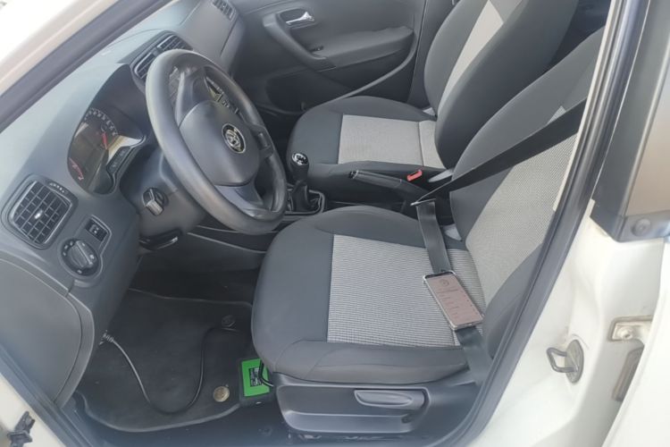 Volkswagen Polo 2016 #15 Volkswagen Polo 2016 car image #15