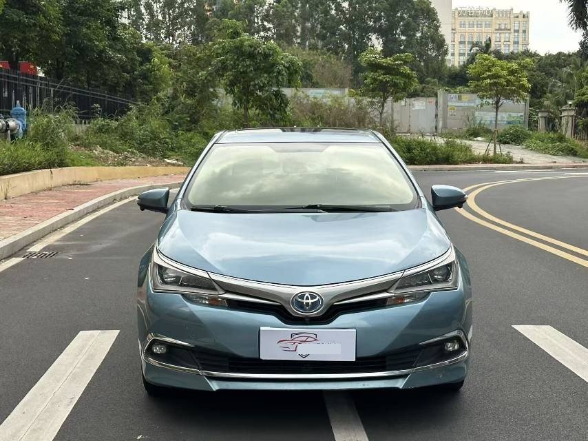 Toyota Corolla 2018 immagine di auto #2