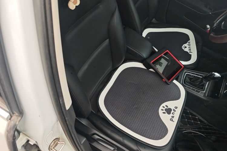 Volkswagen Golf 2016 car image #24