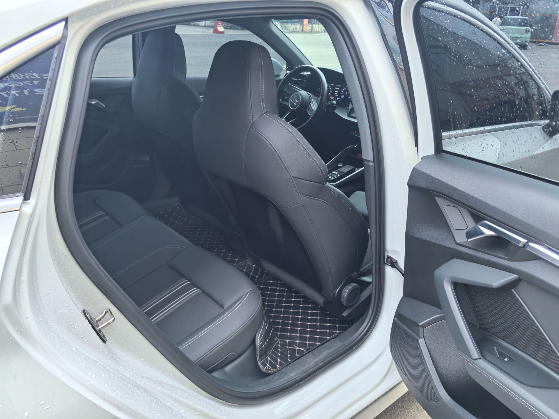 2023 immagine di auto #5