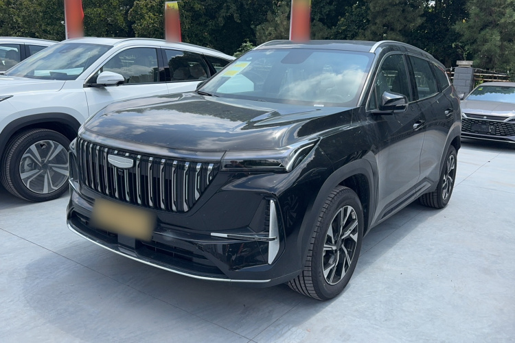GEELY Boyue L 2025 car image #2