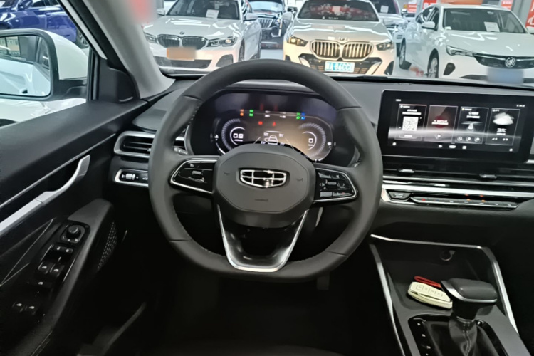 GEELY Emgrand 2022 #11 GEELY Emgrand 2022 car image #11