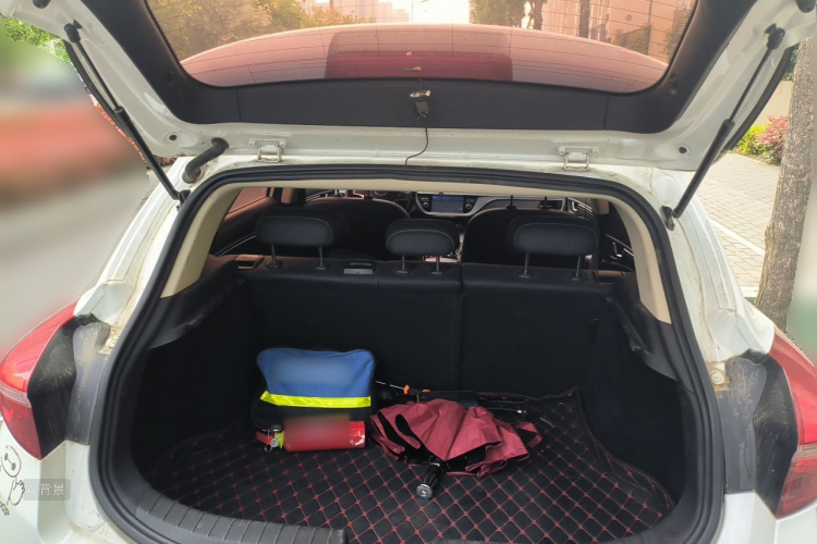 GEELY Emgrand GS 2018 صورة سيارة #21