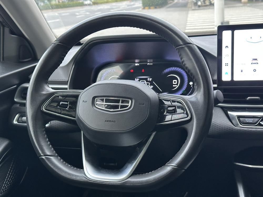 GEELY Emgrand 2023 #11 GEELY Emgrand 2023 car image #11