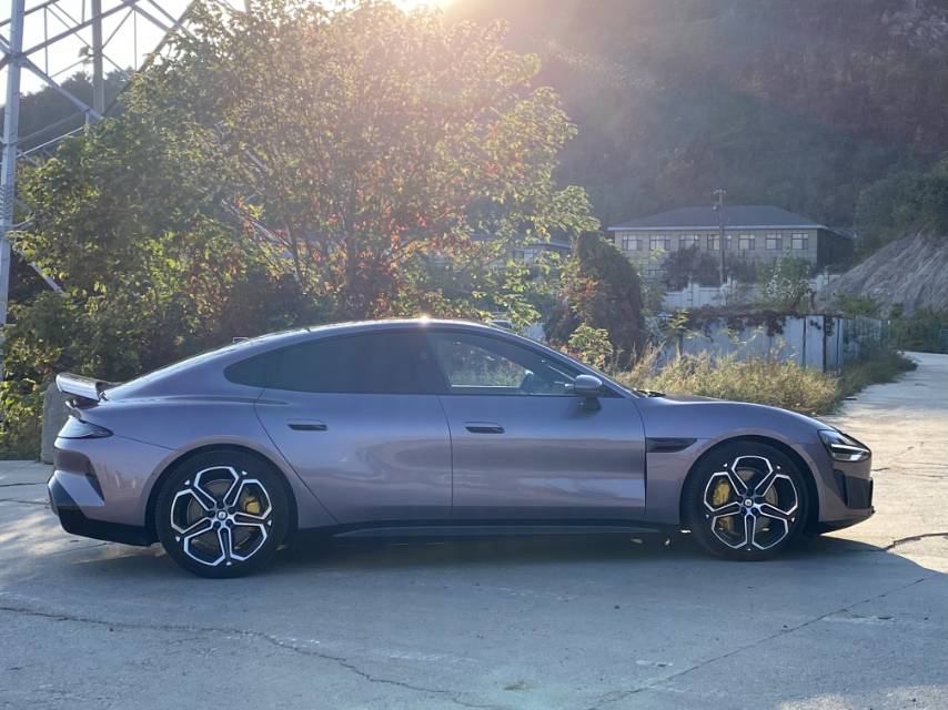 2025 #18 2025 car image #18
