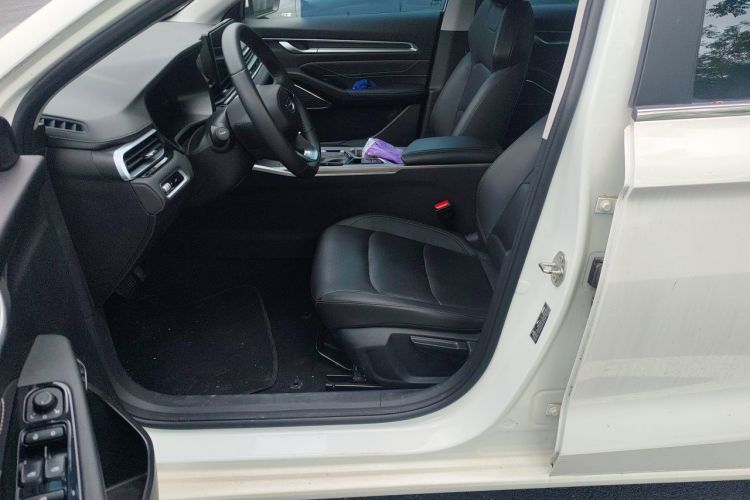 GEELY Emgrand 2021 #15 GEELY Emgrand 2021 car image #15