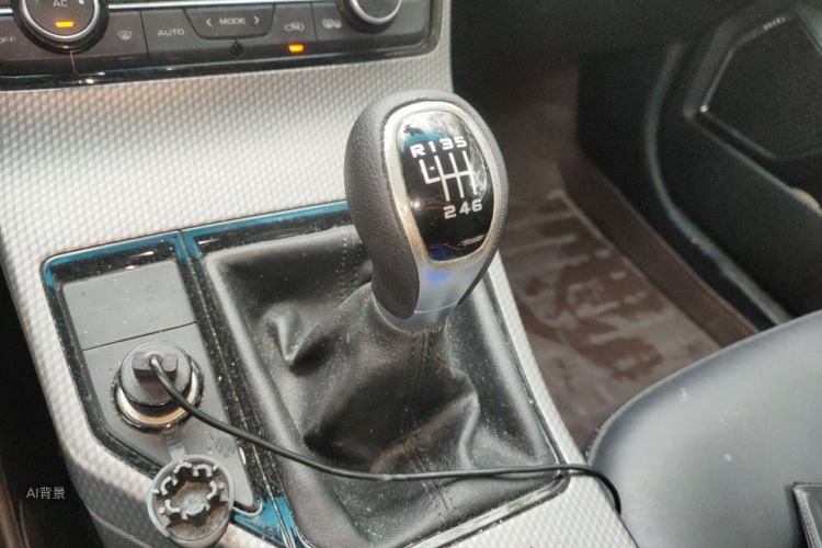 GEELY Emgrand GS 2016 car image #16