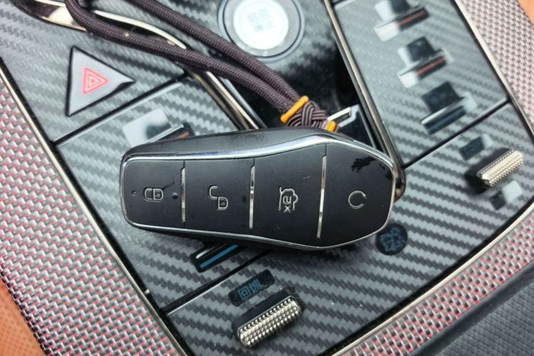 BYD Han 2022 car image #9