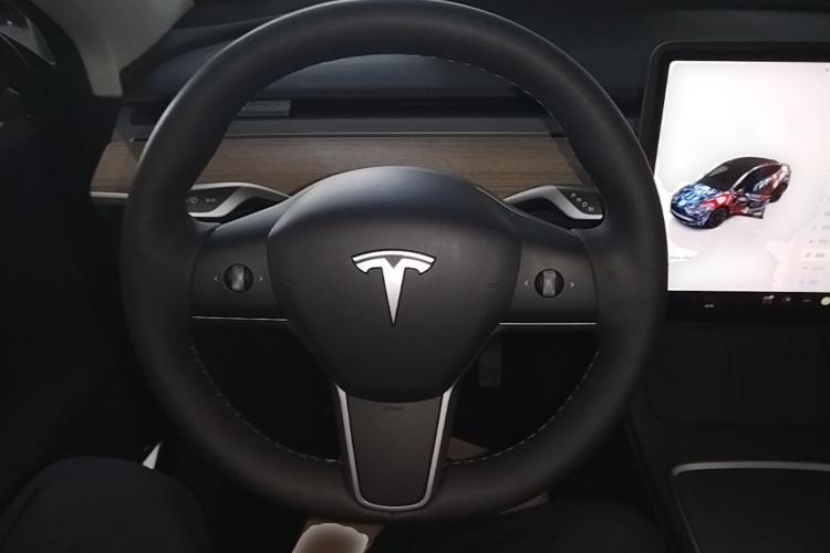Tesla Model Y 2022 #11 Tesla Model Y 2022 immagine di auto #11