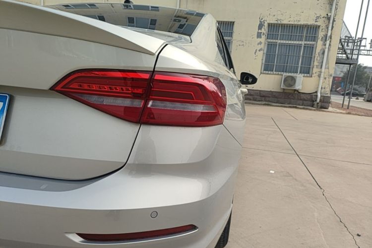 Volkswagen Lavida 2019 #8 Volkswagen Lavida 2019 car image #8