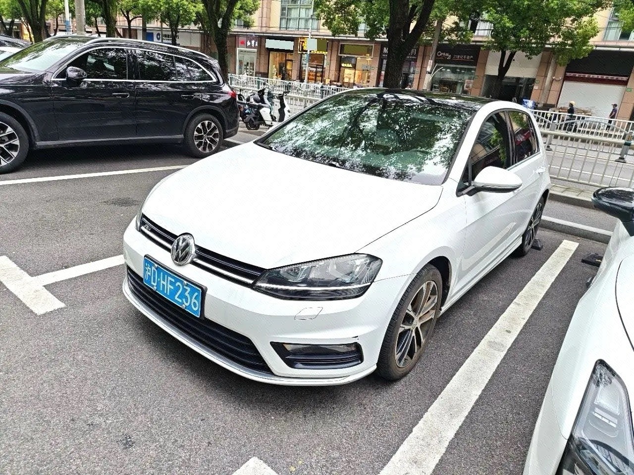 Volkswagen Golf 2017 Volkswagen Golf 2017 car image