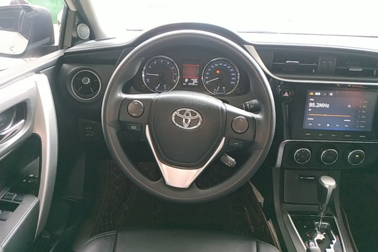 Toyota Corolla 2019 car image #11