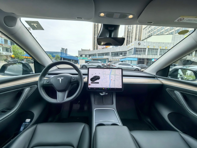 Tesla Model Y 2021 #6 Tesla Model Y 2021 immagine di auto #6