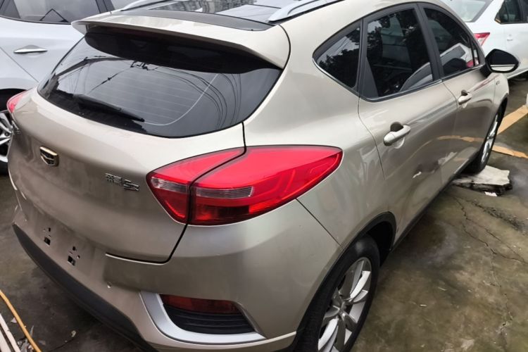 GEELY Emgrand GS 2016 car image #7