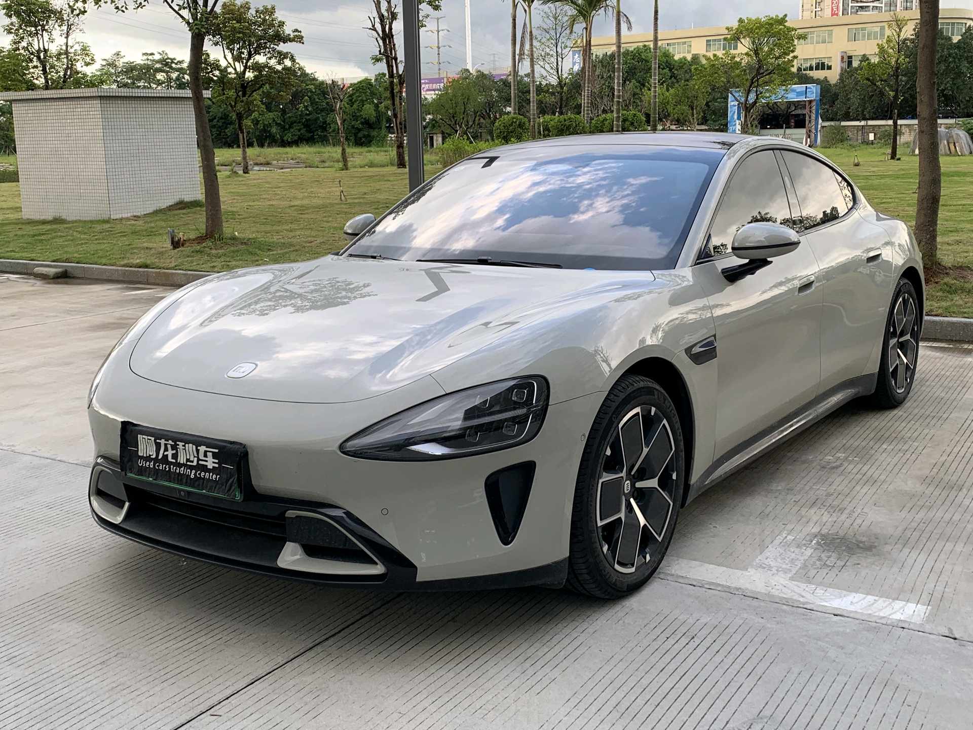 MI SU7 2025 car image 