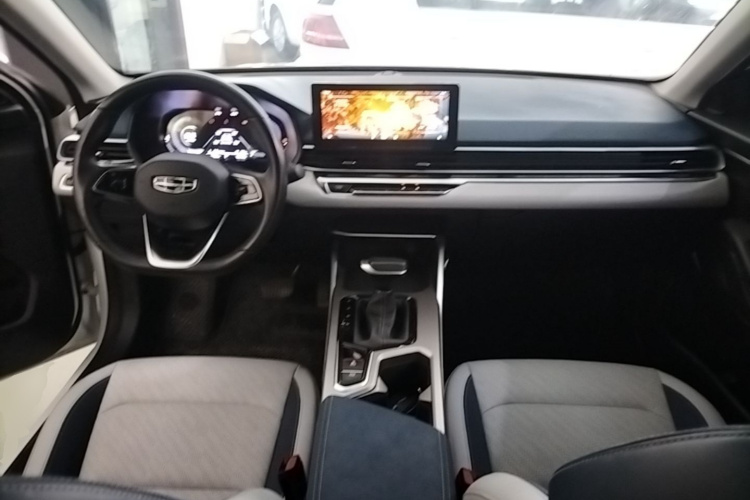 GEELY Emgrand 2021 #10 GEELY Emgrand 2021 car image #10