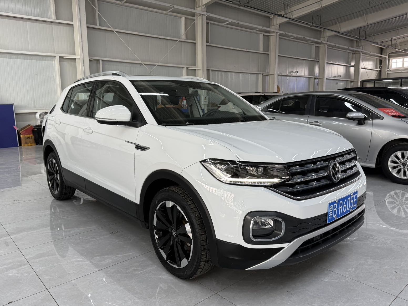 Volkswagen Tacqua 2022 immagine di auto #3