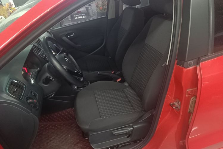Volkswagen Polo 2016 #15 Volkswagen Polo 2016 car image #15