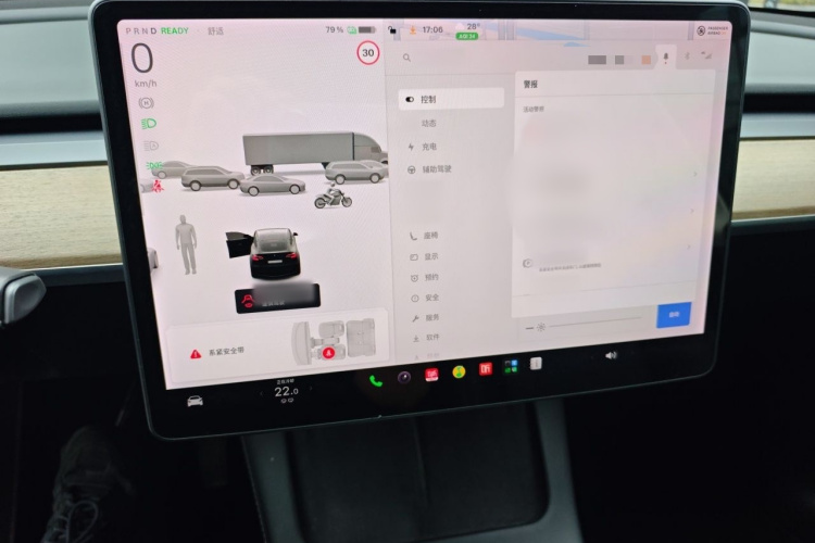 Tesla Model Y 2021 #16 Tesla Model Y 2021 car image #16